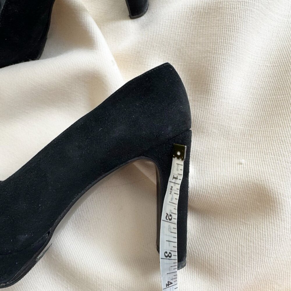 Vintage Stuart Weitzman Black Suede Platform Pumps, size 7 - Picture 6 of 8
